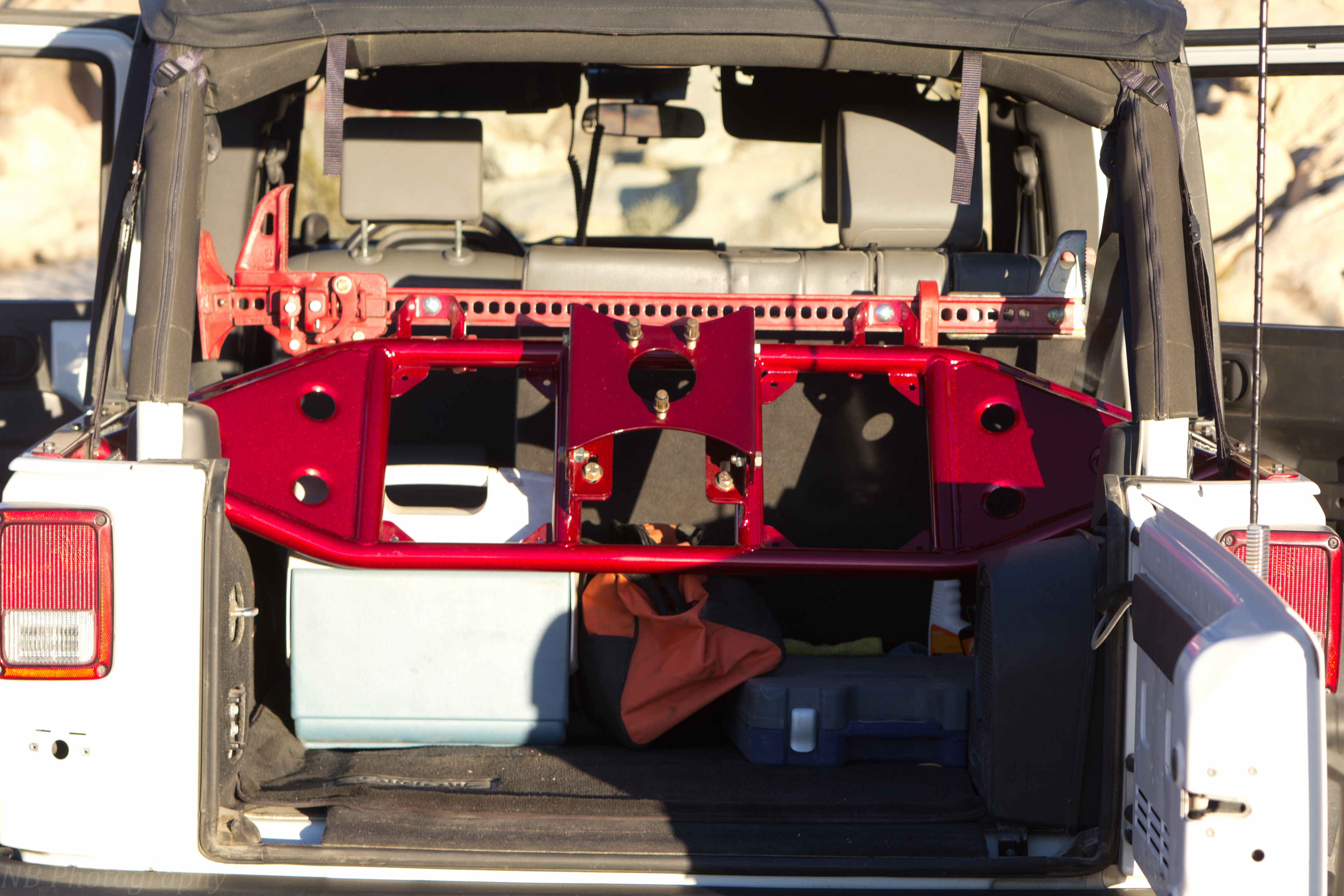Jeep jk interior spare on sale tire mount