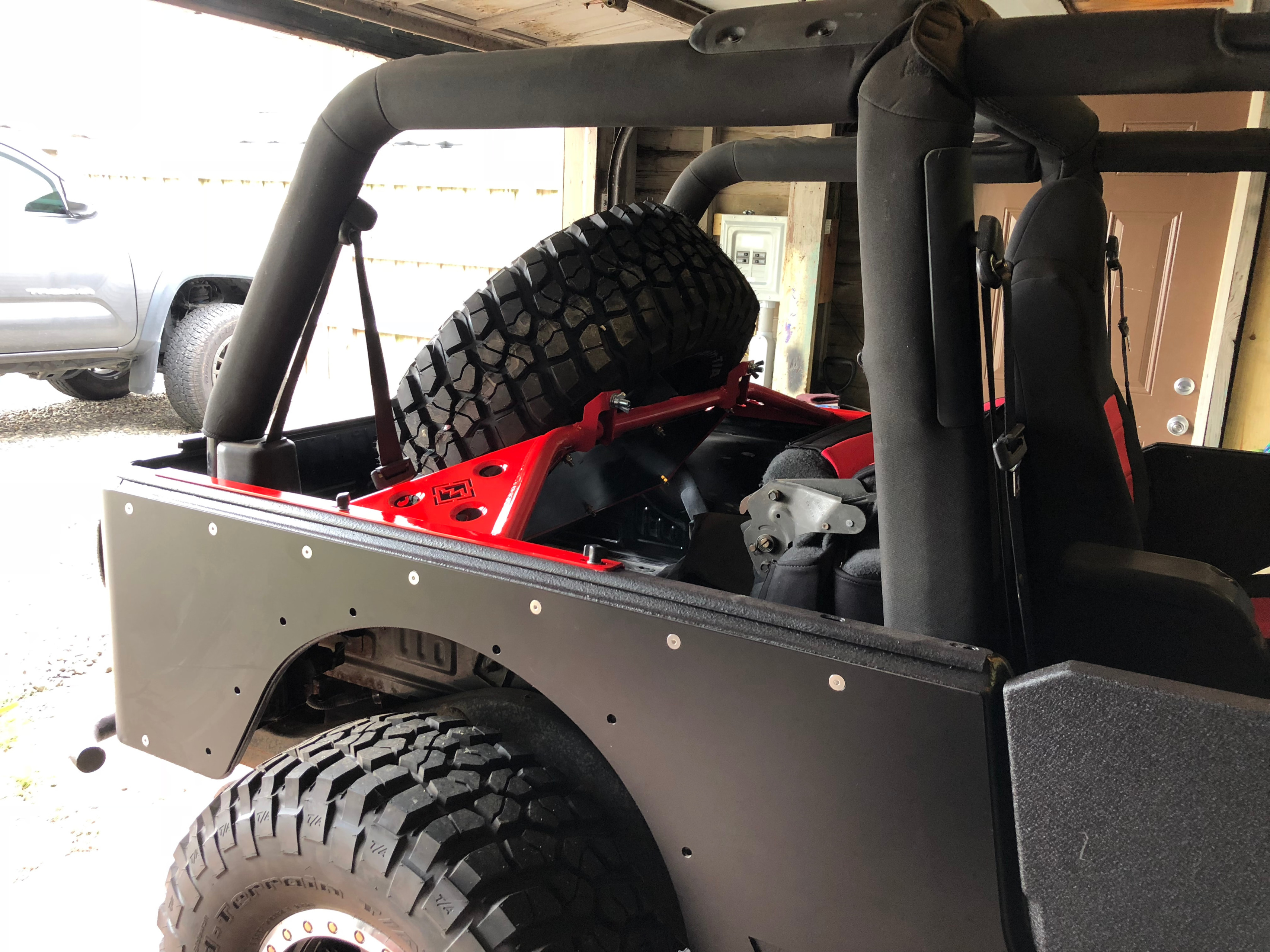 Jeep TJ and LJ GateKeeper Tire Carrier